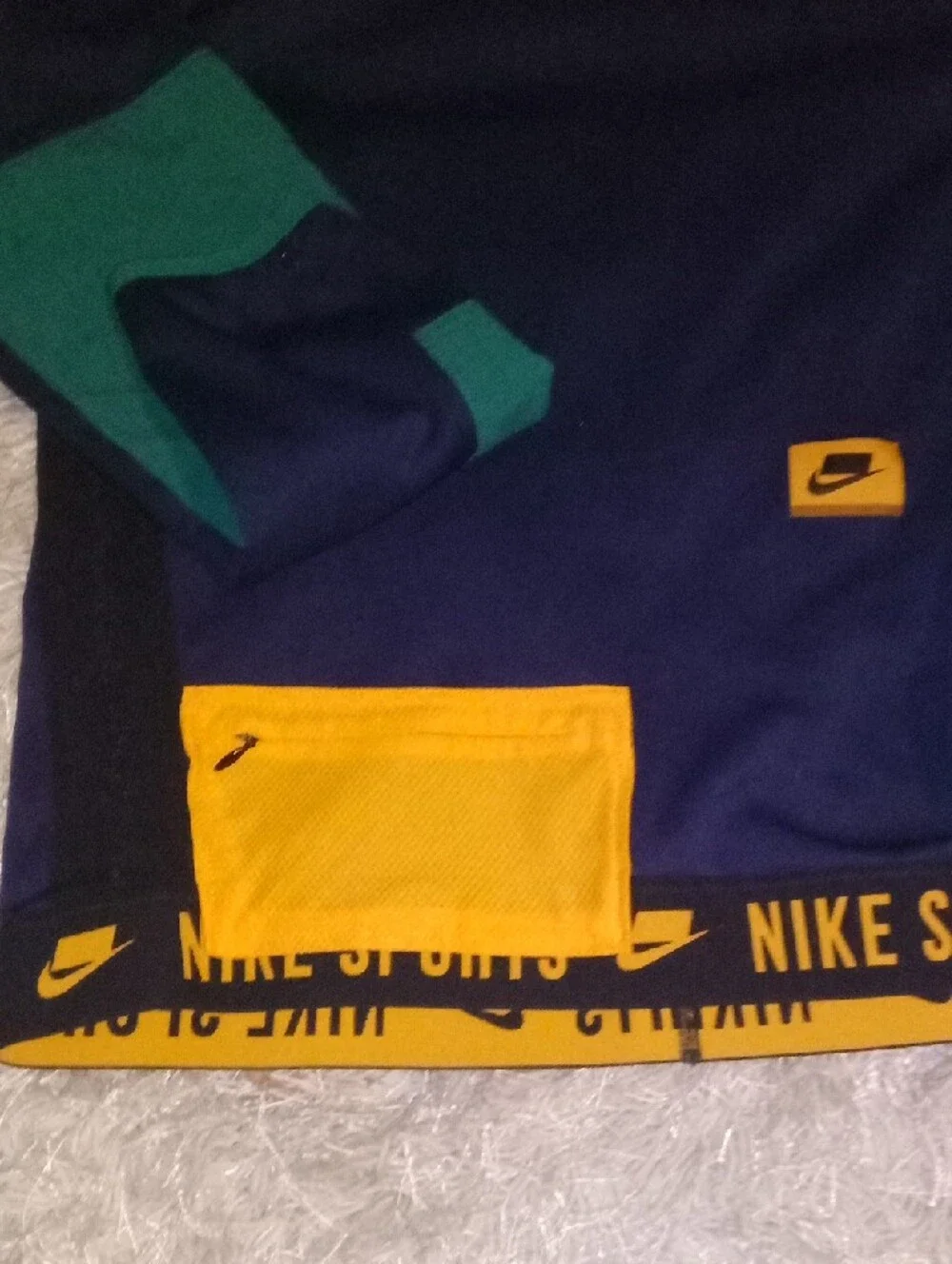 Nike sporty crewneck